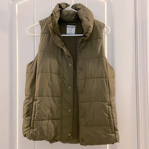 Old Navy size small green puffer vest zips and buttons